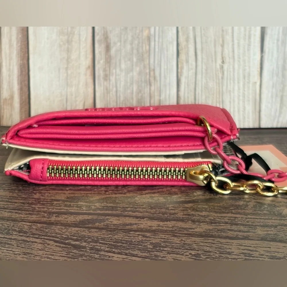 Juicy Couture Fuchsia Card Holder/Small Wallet with Two Tone Chain Wristlet - Picture 4 of 6